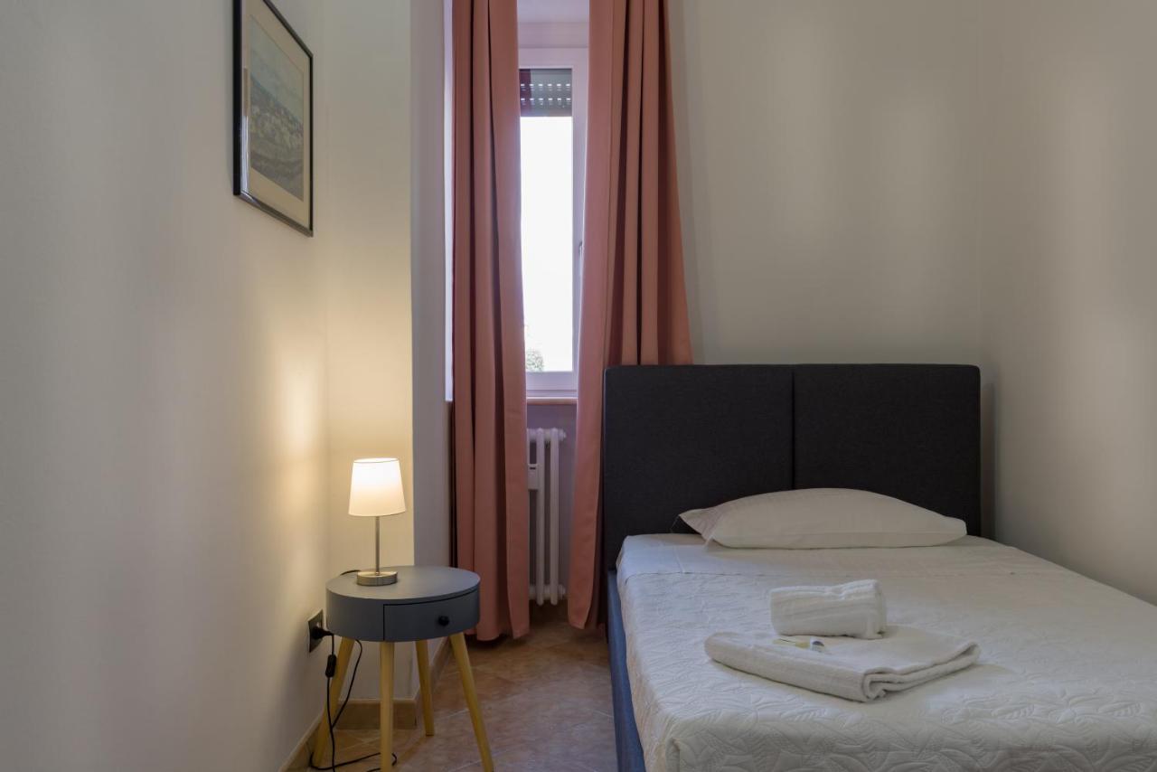 Suite Marco In Centro Citta Verona Exterior foto